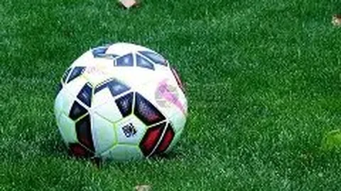 張松踢擊對手頭部被開罰，停賽4場並處以4萬元罰款