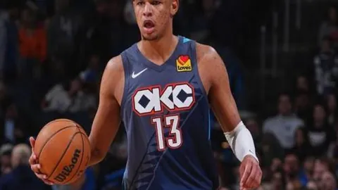 阿森纳锋线新阵容揭秘：马雷斯卡首发之谜，悬念揭晓在即！